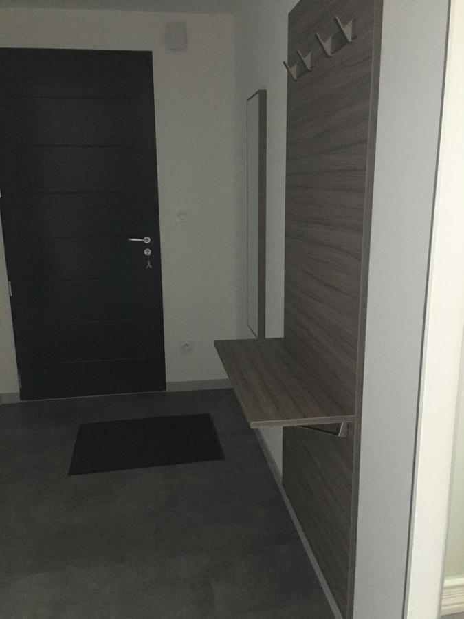 Appartement T2 Independant Dans Maison Pugny-Chatenod Eksteriør billede