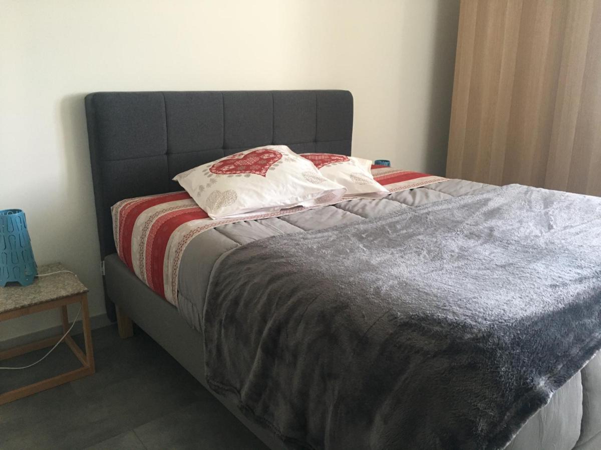Appartement T2 Independant Dans Maison Pugny-Chatenod Eksteriør billede