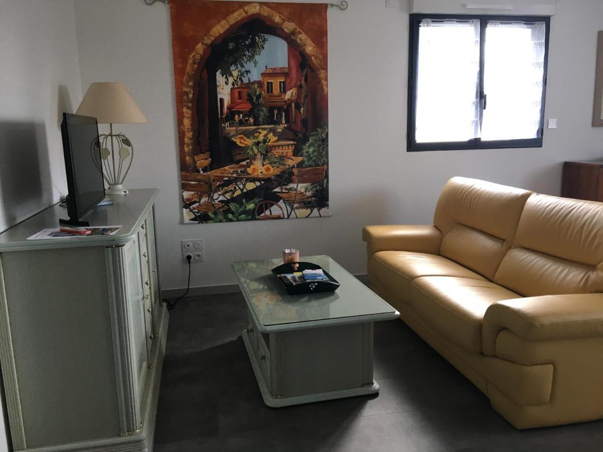 Appartement T2 Independant Dans Maison Pugny-Chatenod Eksteriør billede