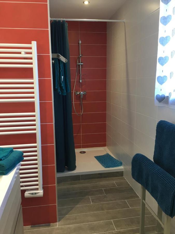 Appartement T2 Independant Dans Maison Pugny-Chatenod Eksteriør billede